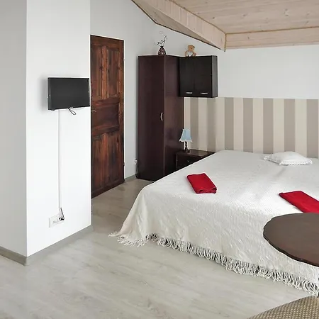 別荘 In By With Natural Troszyn