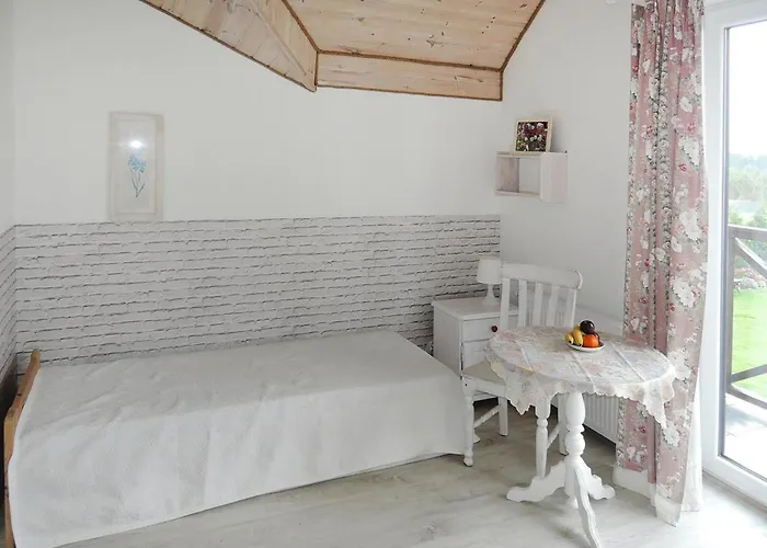 In By With Natural * Troszyn